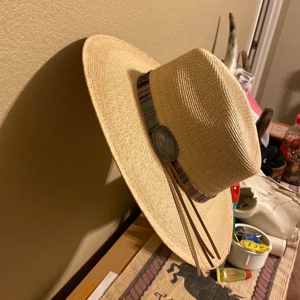 Charlie1Horse straw hat